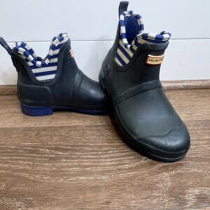 Hunter for Target Rain booties Youth Size 3 Navy/White Outdoor/Waterproof